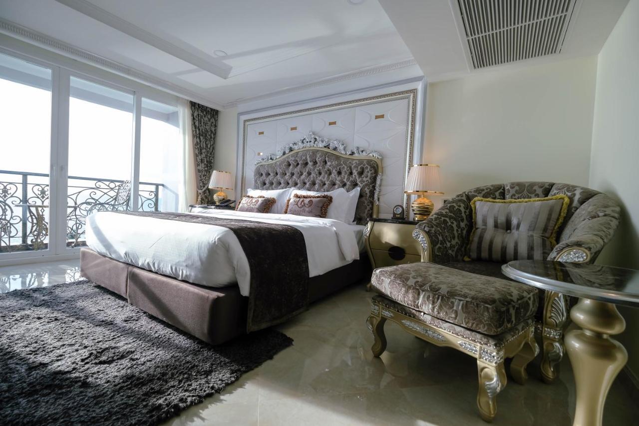 Lk Emerald Beach - Sha Extra Plus Pattaya Exterior foto A bedroom at the hotel