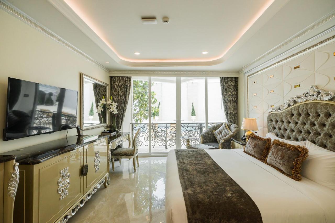 Lk Emerald Beach - Sha Extra Plus Pattaya Exterior foto A bedroom at the hotel