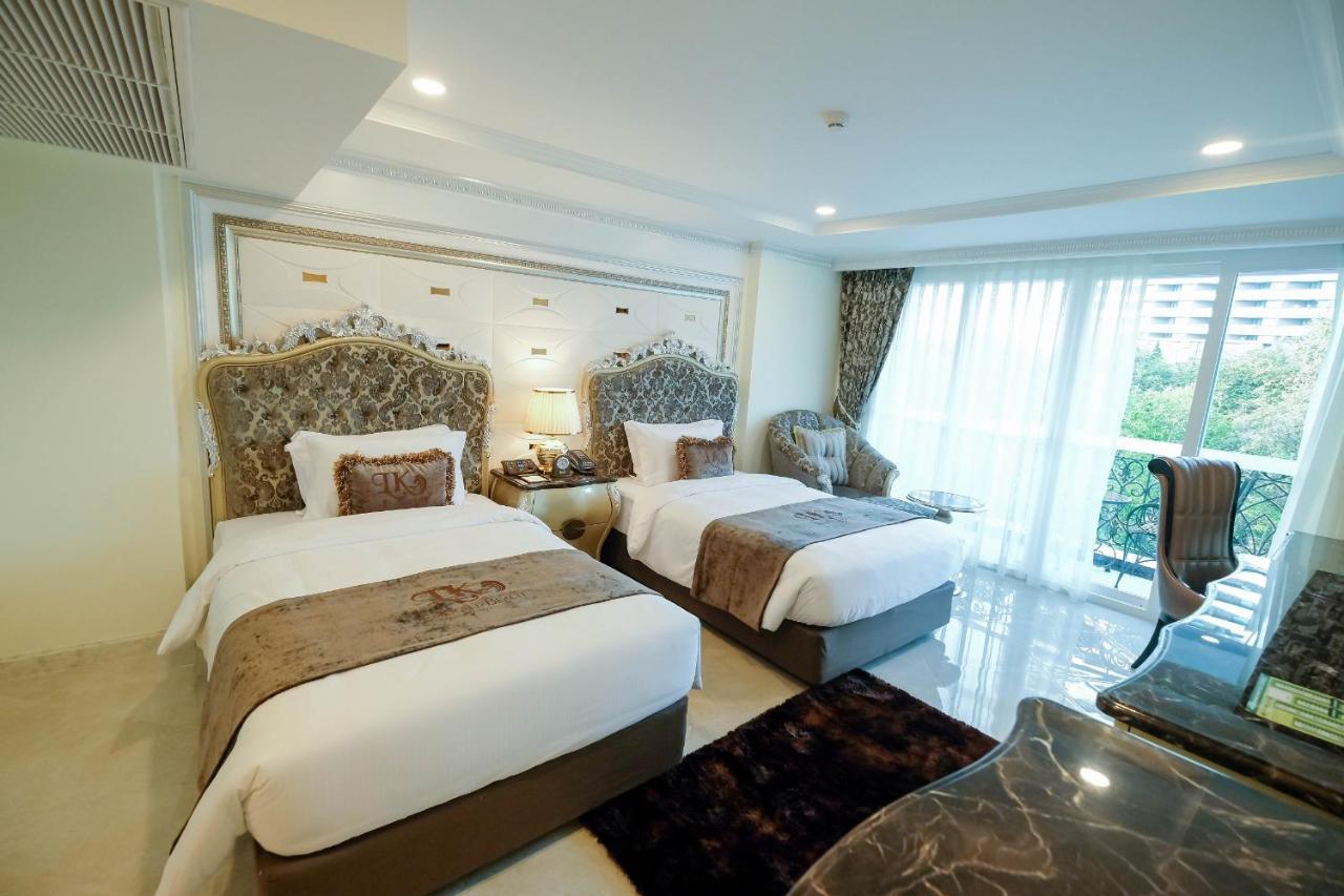 Lk Emerald Beach - Sha Extra Plus Pattaya Exterior foto Deluxe Room