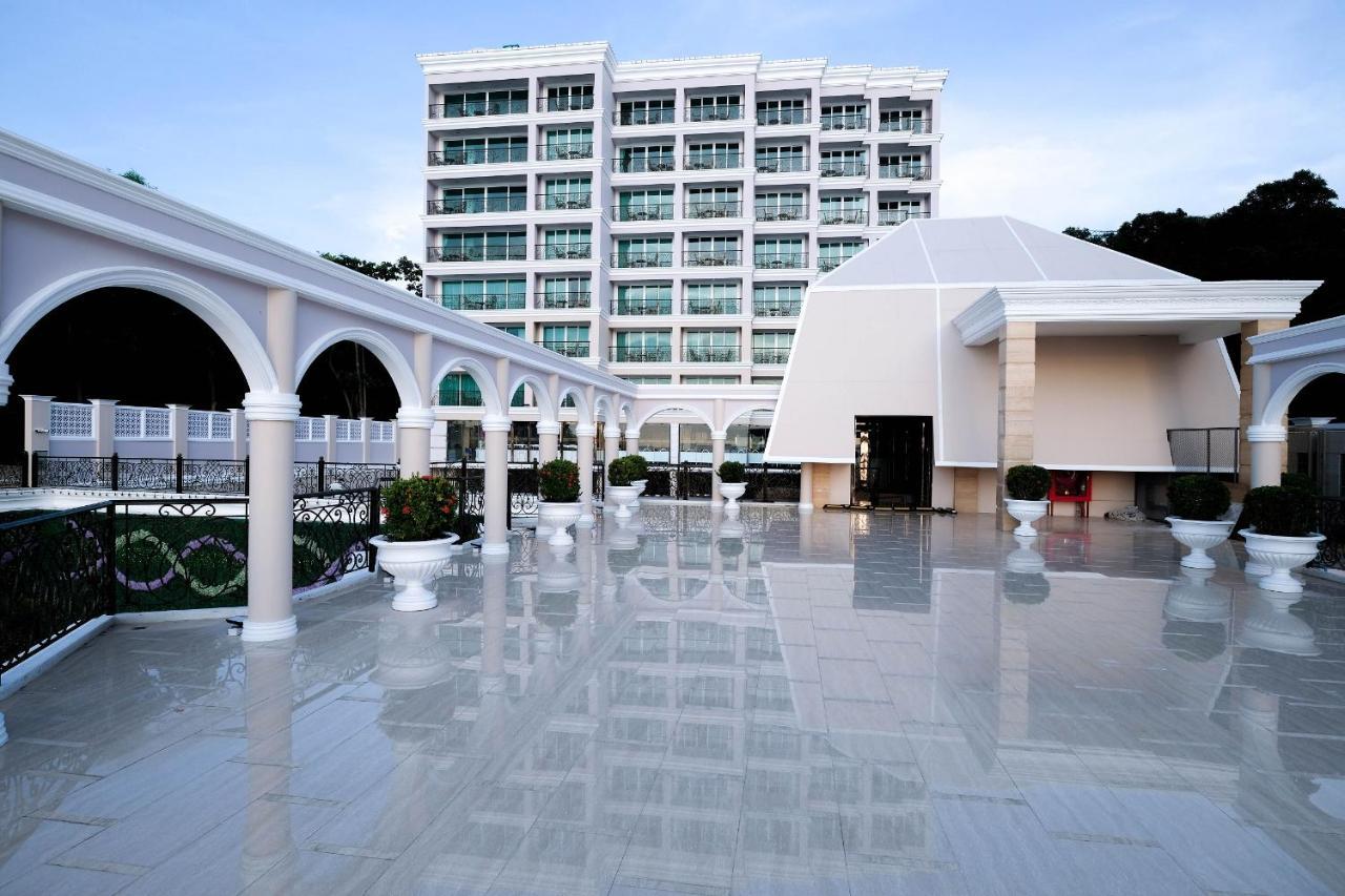 Lk Emerald Beach - Sha Extra Plus Pattaya Exterior foto The University of Nottingham Malaysia Campus